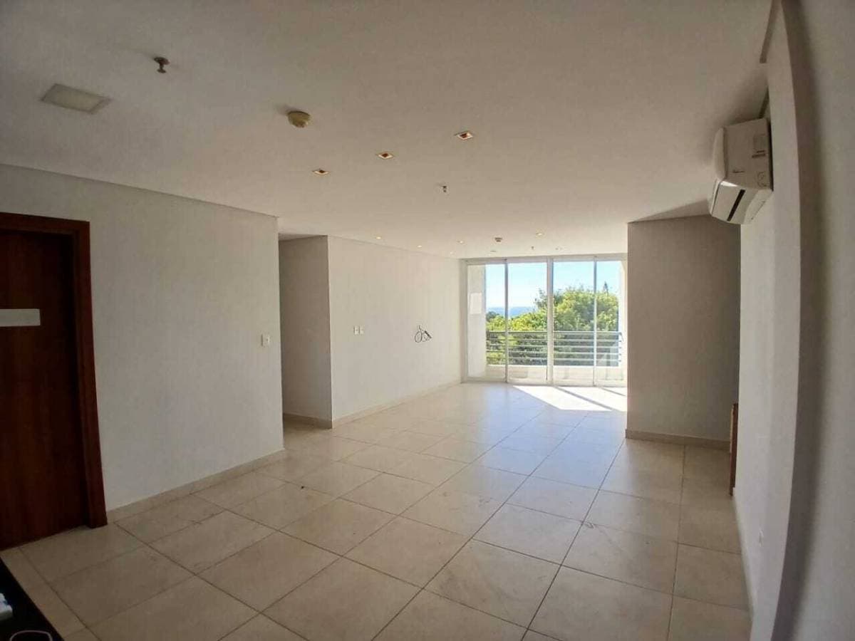 Departamento de 2 Dormitorios en Las Mercedes, foto 2