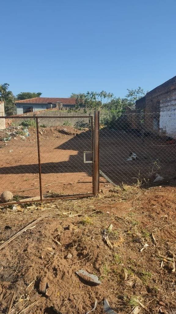 Vendo terreno en fdo de la mora