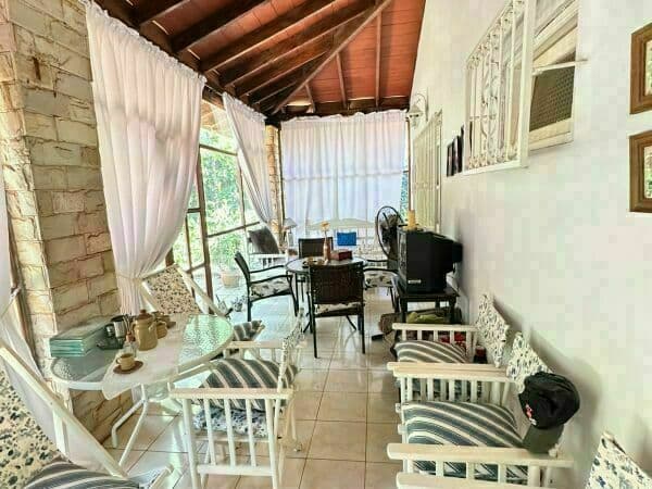 de Hermosa Casa Amoblada – Encarnación, foto 4