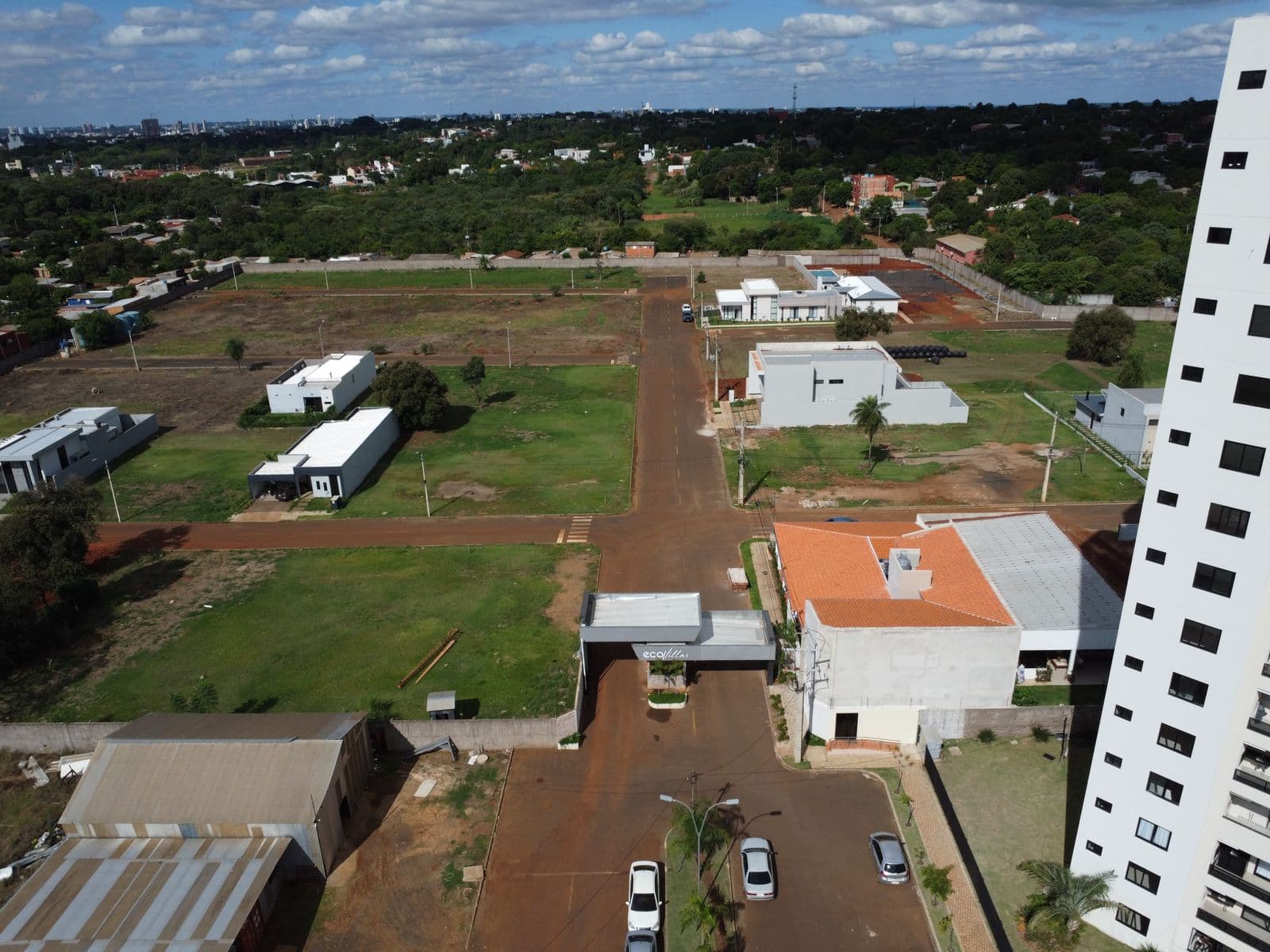 Vendo lotes con financiacion propia en condominio cerrado de Ciudad del Este
