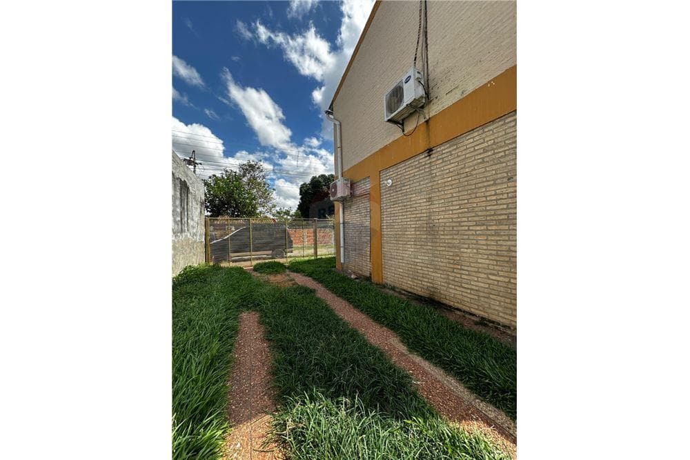 En venta casa tipo departamentos en Mariano Roque Alonso, foto 4