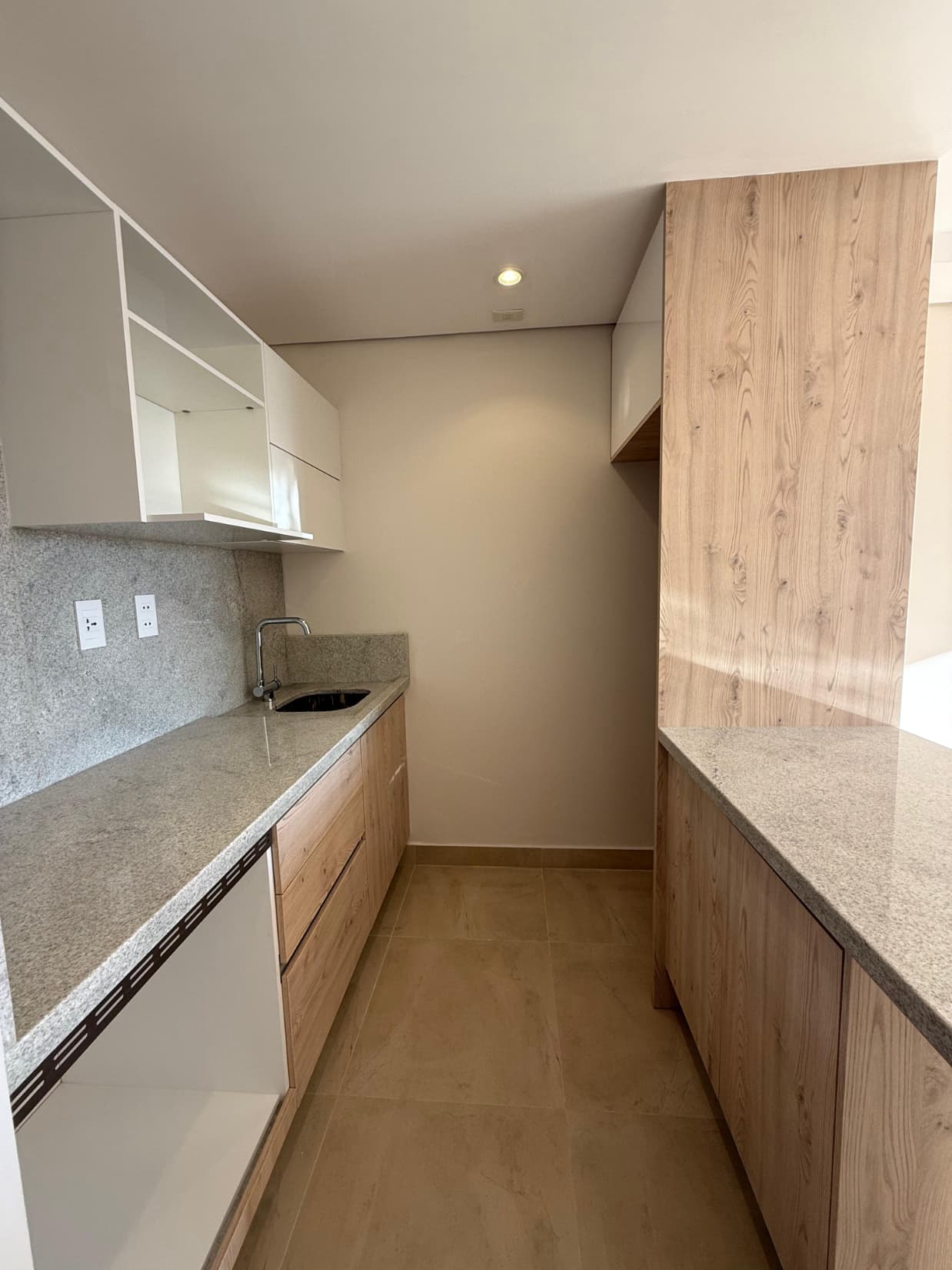 Dpto a estrenar de una habitacion en Luque, foto 2