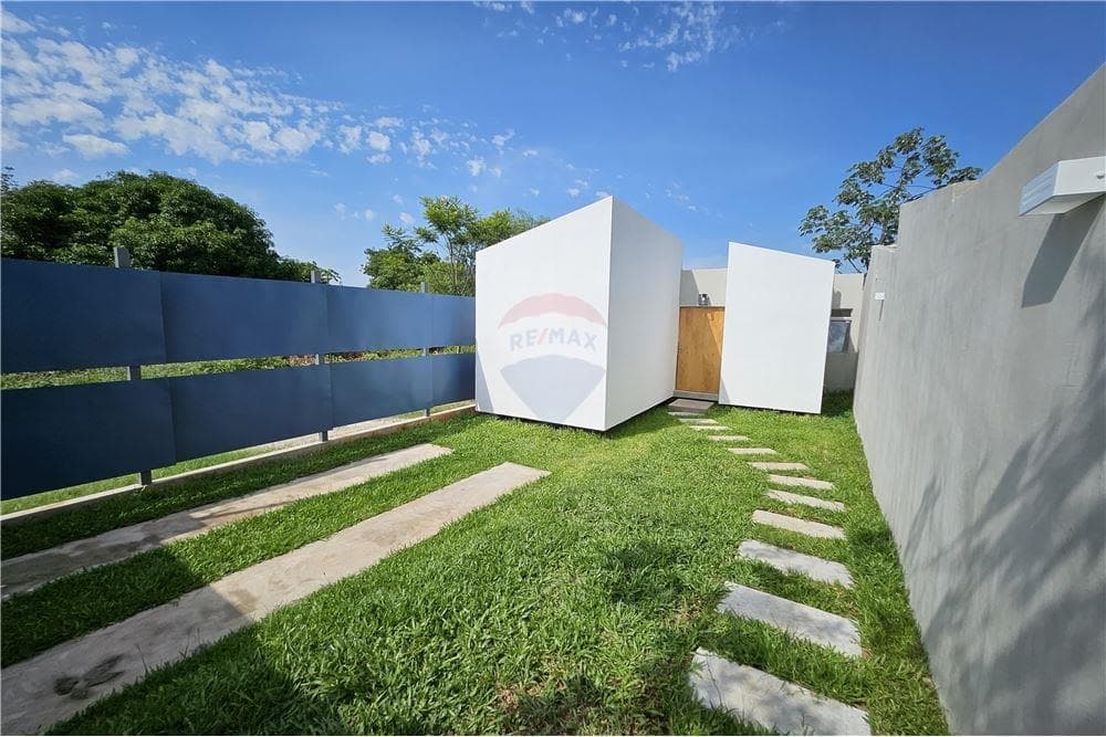 Vendo casa minimalista a estrenar en Luque mora cue