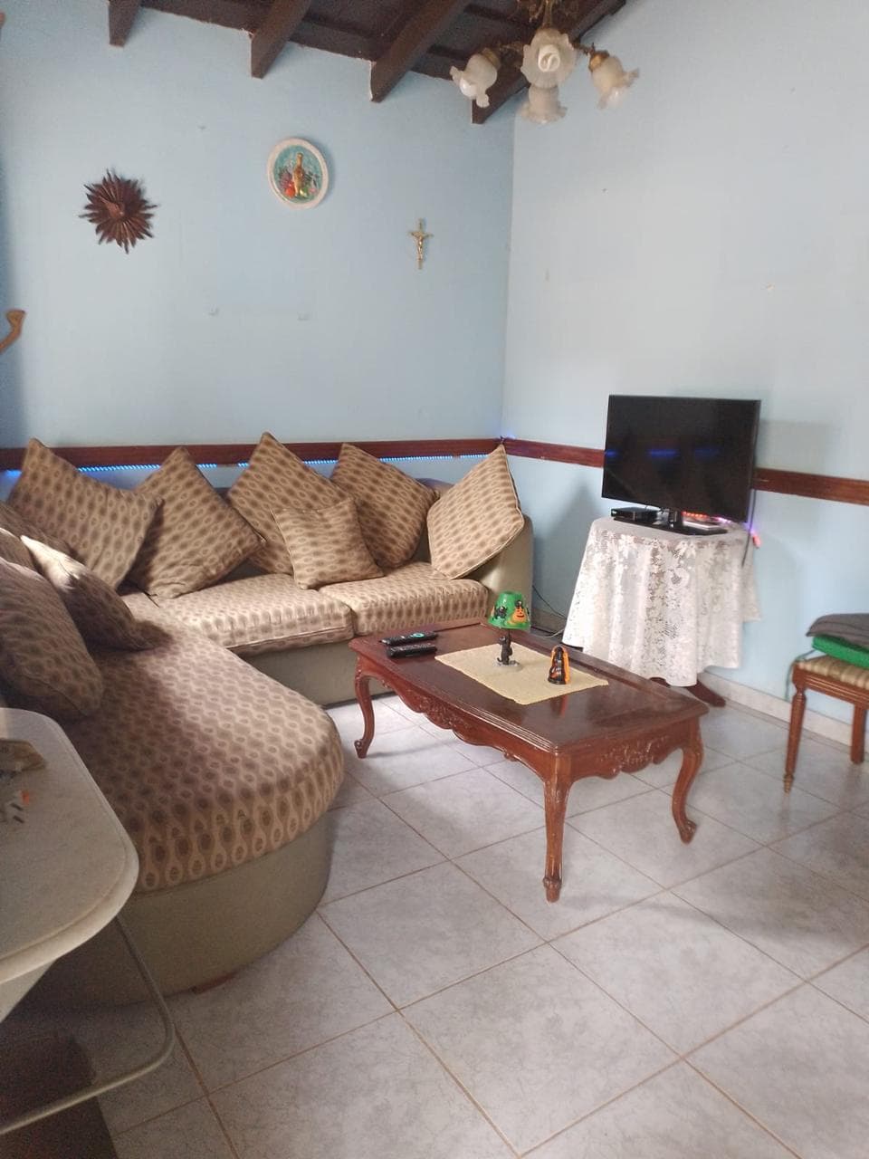 Gran oportunidad! En venta una casa en esquina! En barrio residencial, foto 2
