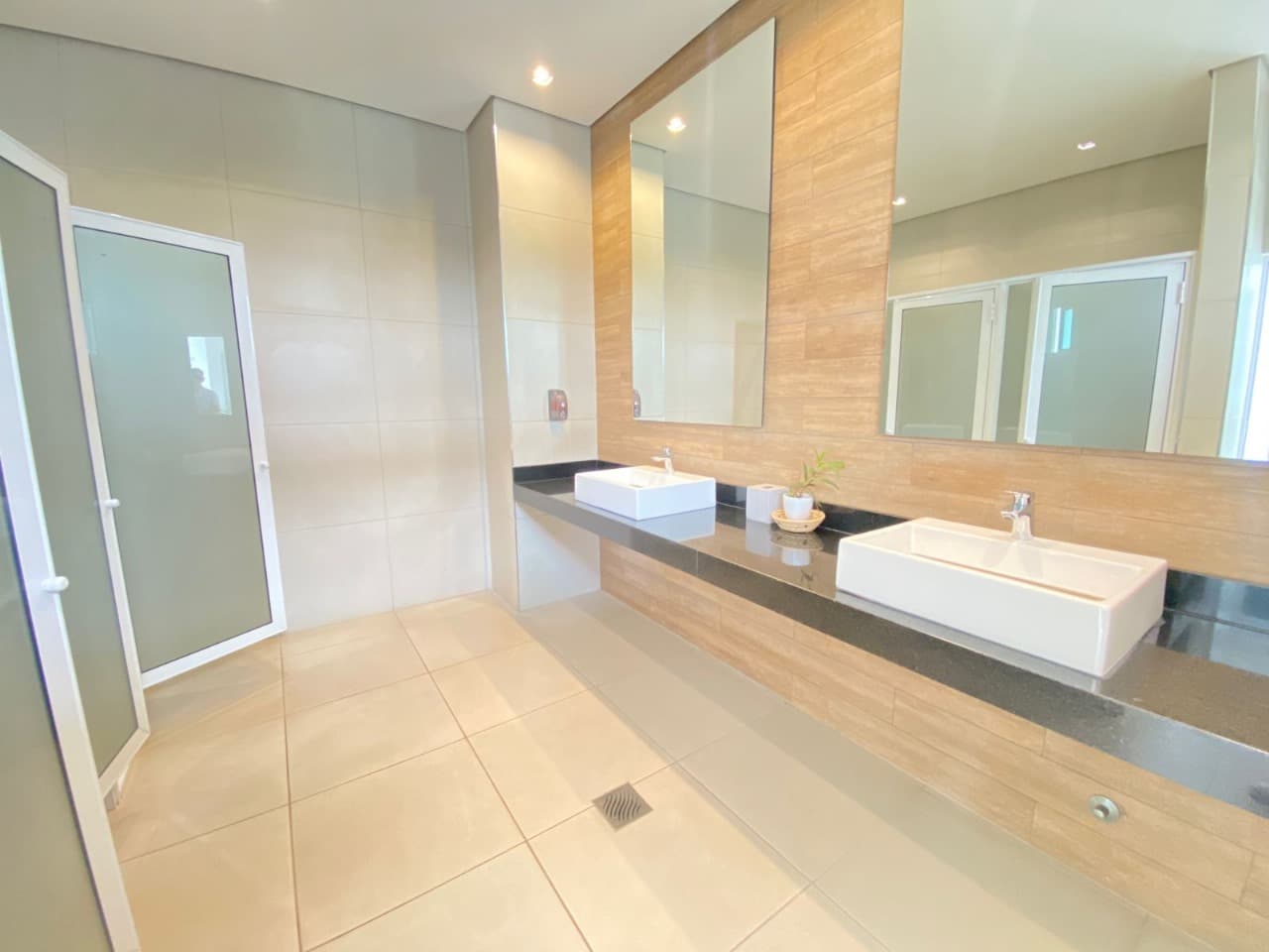 Departamento en altamira ycua sati — foto 4