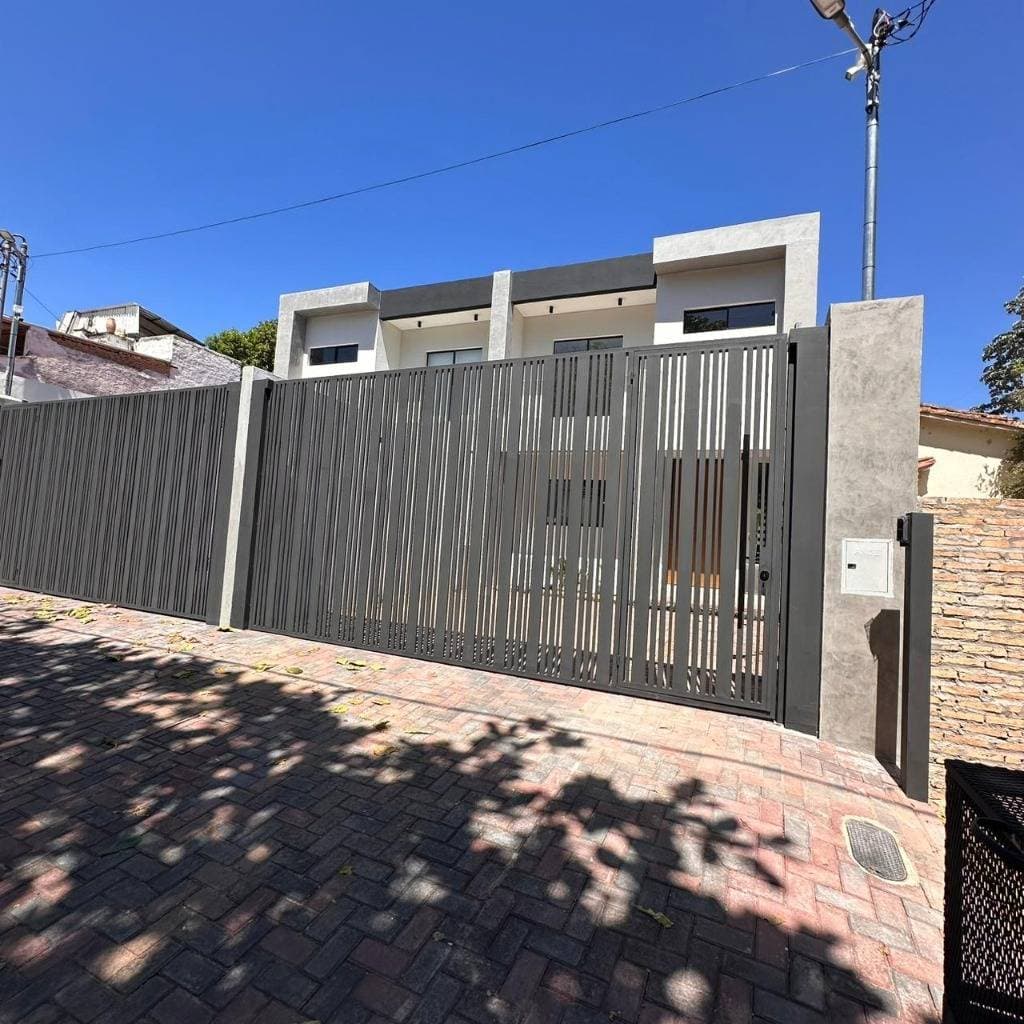 Vendo duplex a estrenar barrio manora