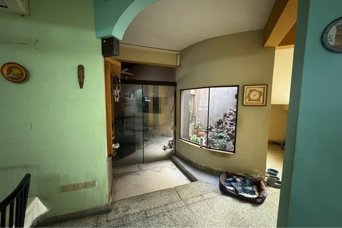 2 casas en Fernando de la Mora, zona sur, foto 5