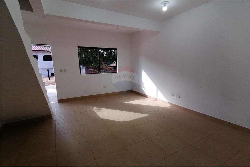 Lindo dúplex en condominio en Lambaré — foto 5