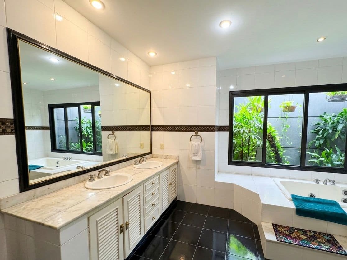 Residencia De Categoría En Las Lomas – Asunción, foto 2