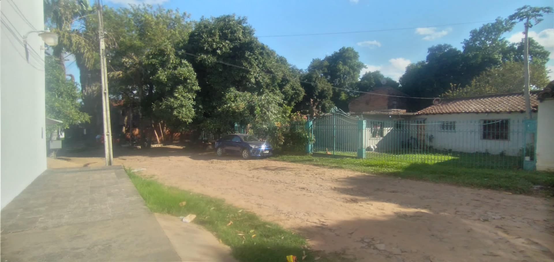 Terreno en esquina a cuadra y media de Mcal. López, foto 3