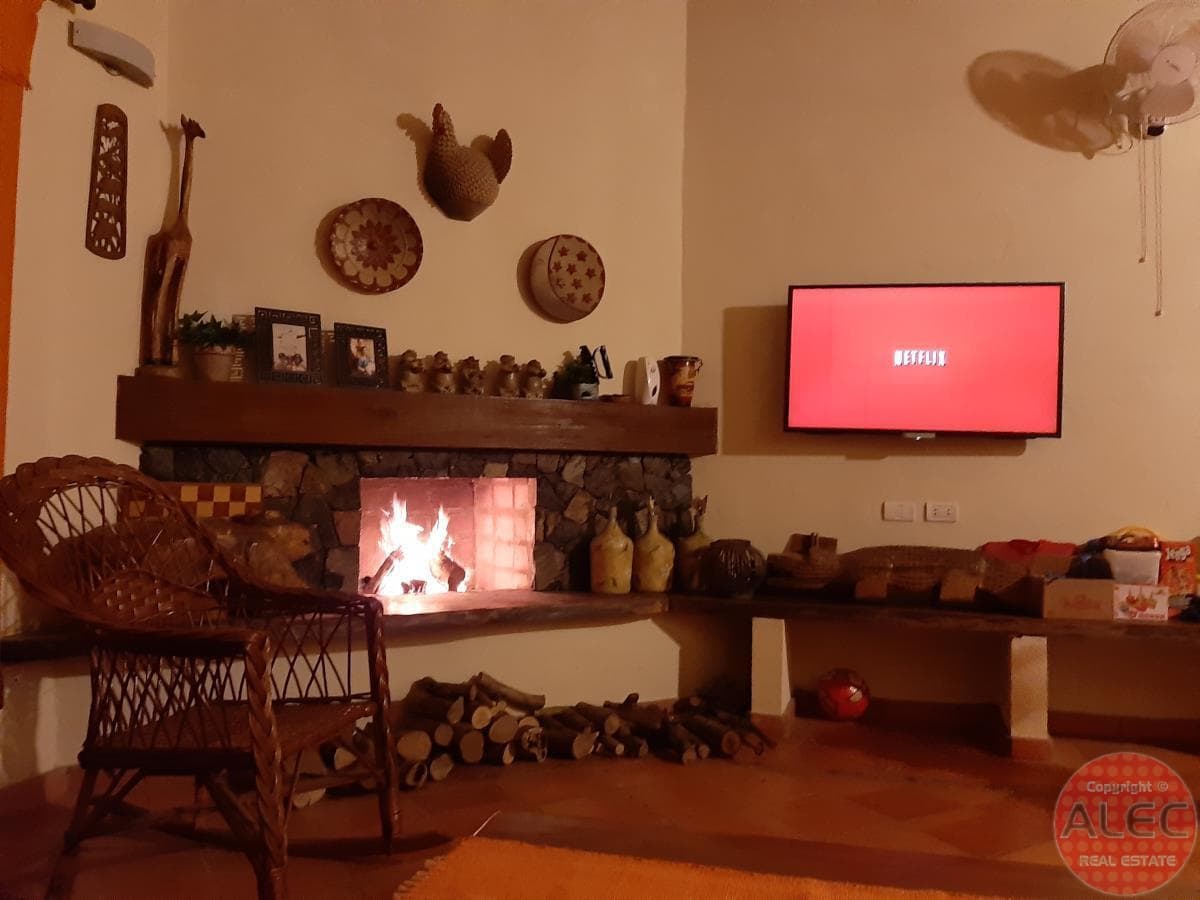Dueño Vende Hermosa Casa Quinta En Areguá: Terreno 8.400m2, Con Casa Y Piscina — foto 3