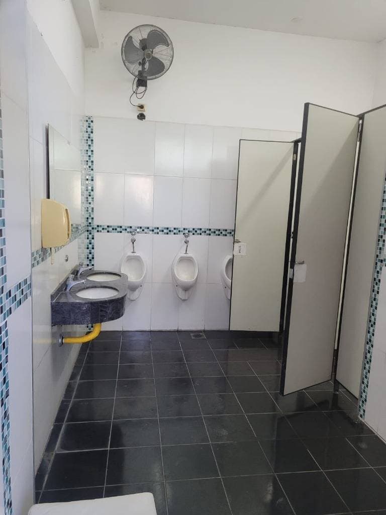 Amplio Local Comercial En Alquiler En Villa Elisa!, foto 3