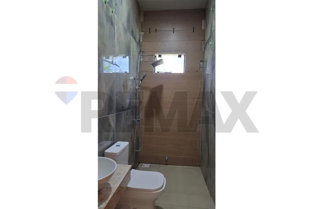 Casa en alquiler en barrio cerrado costa lago – areguá, foto 5