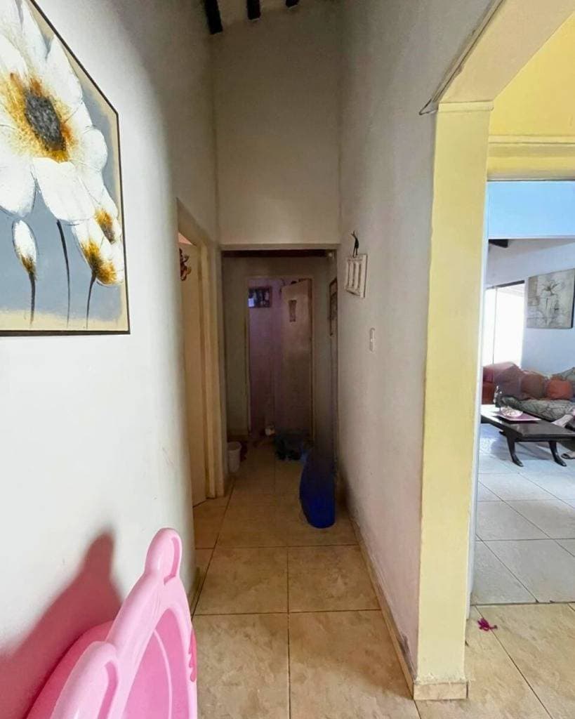 Casa en Asuncion - Con Locales Comerciales, foto 4