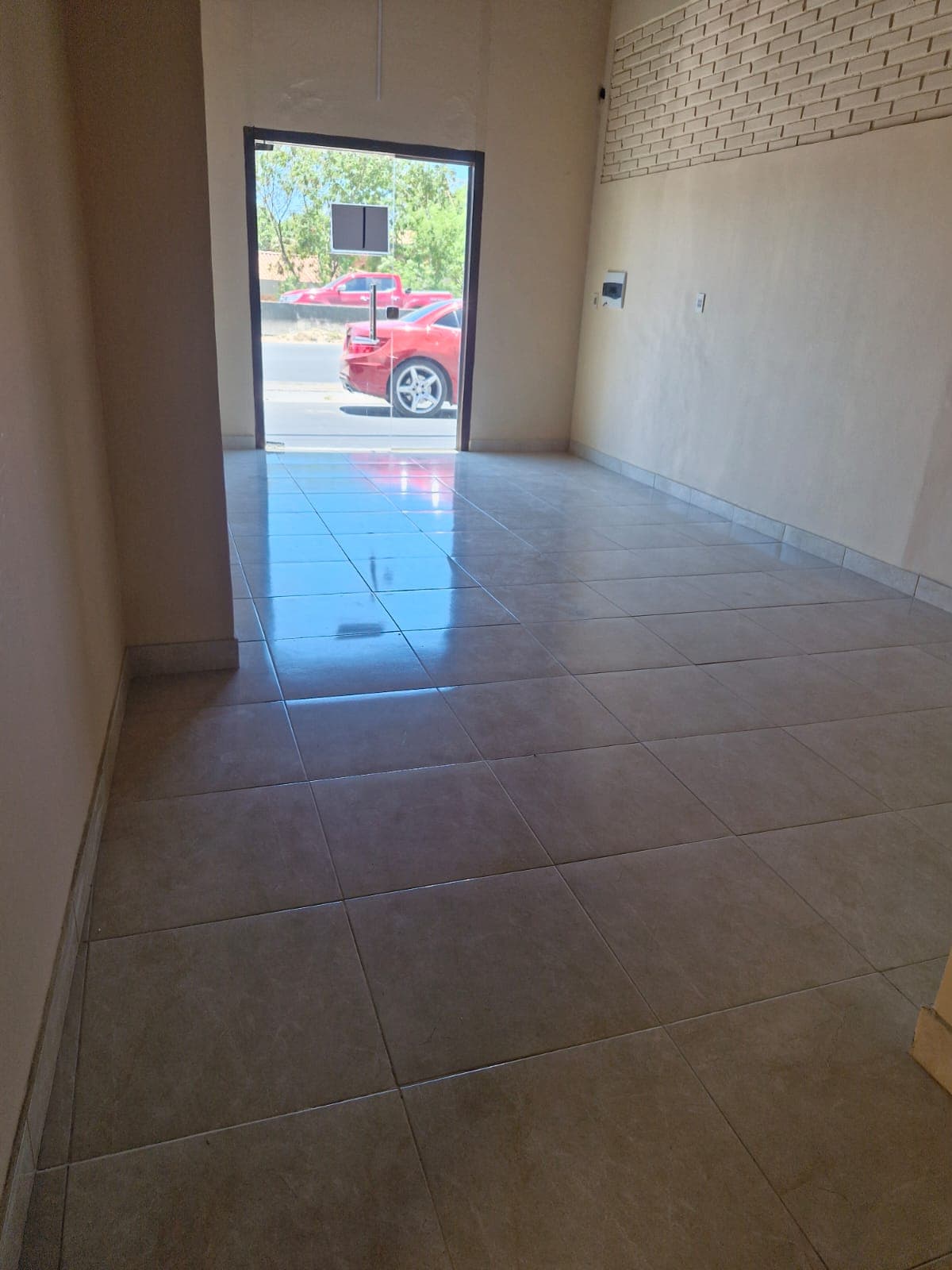 Salon comercial tranchaco — foto 3