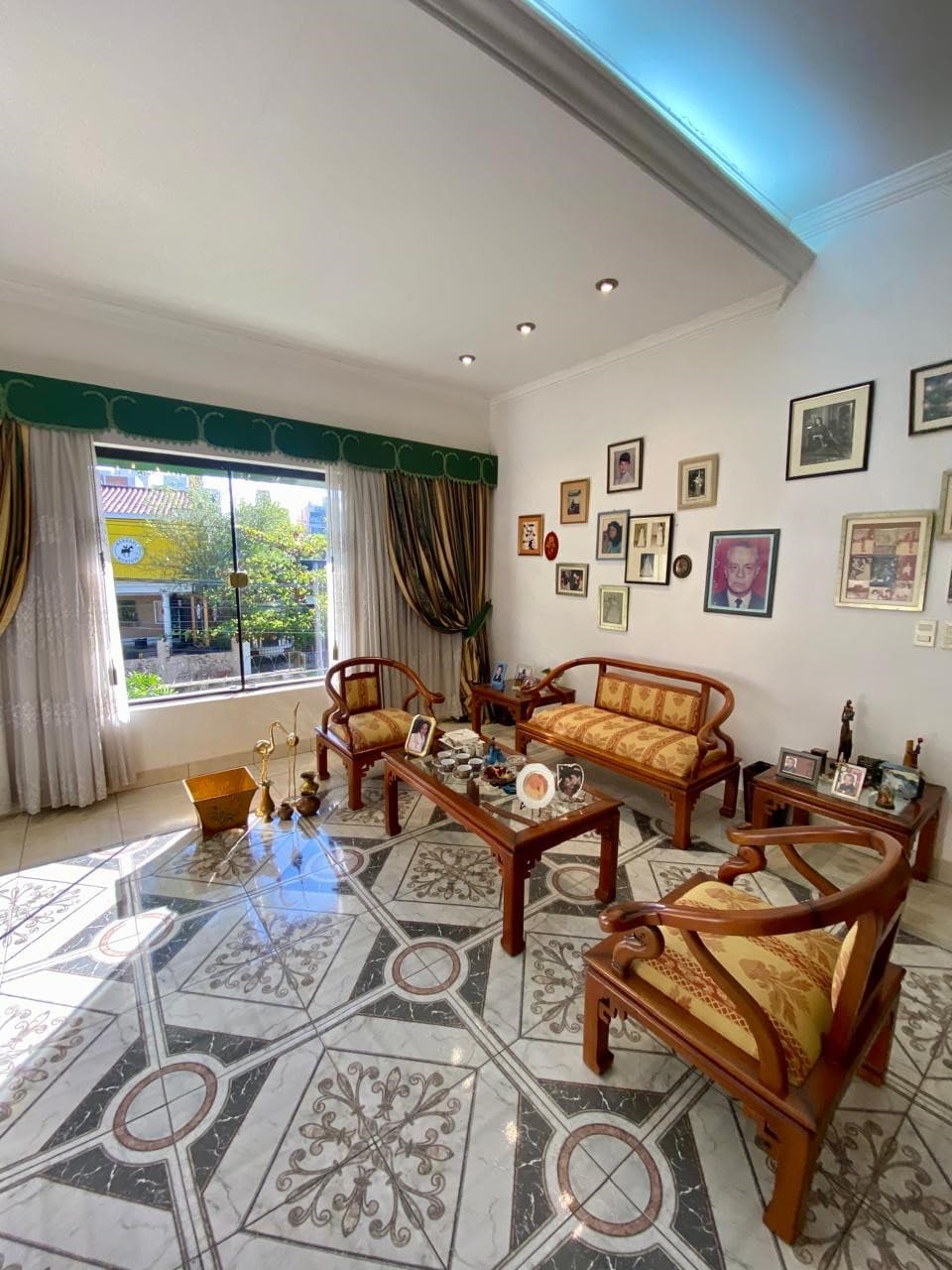 Amplia Y Funcional Residencia En Venta - En El Tradicional Barrio Las Mercedes — foto 3