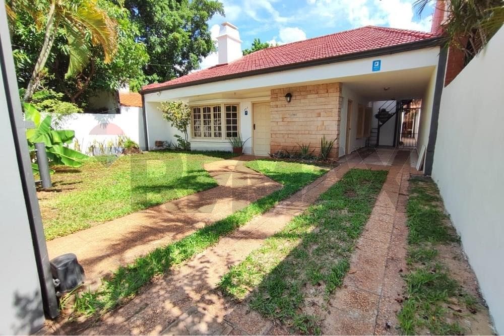 Casa - Alquiler - Madame Lynch, Asunción, Paraguay, foto 1