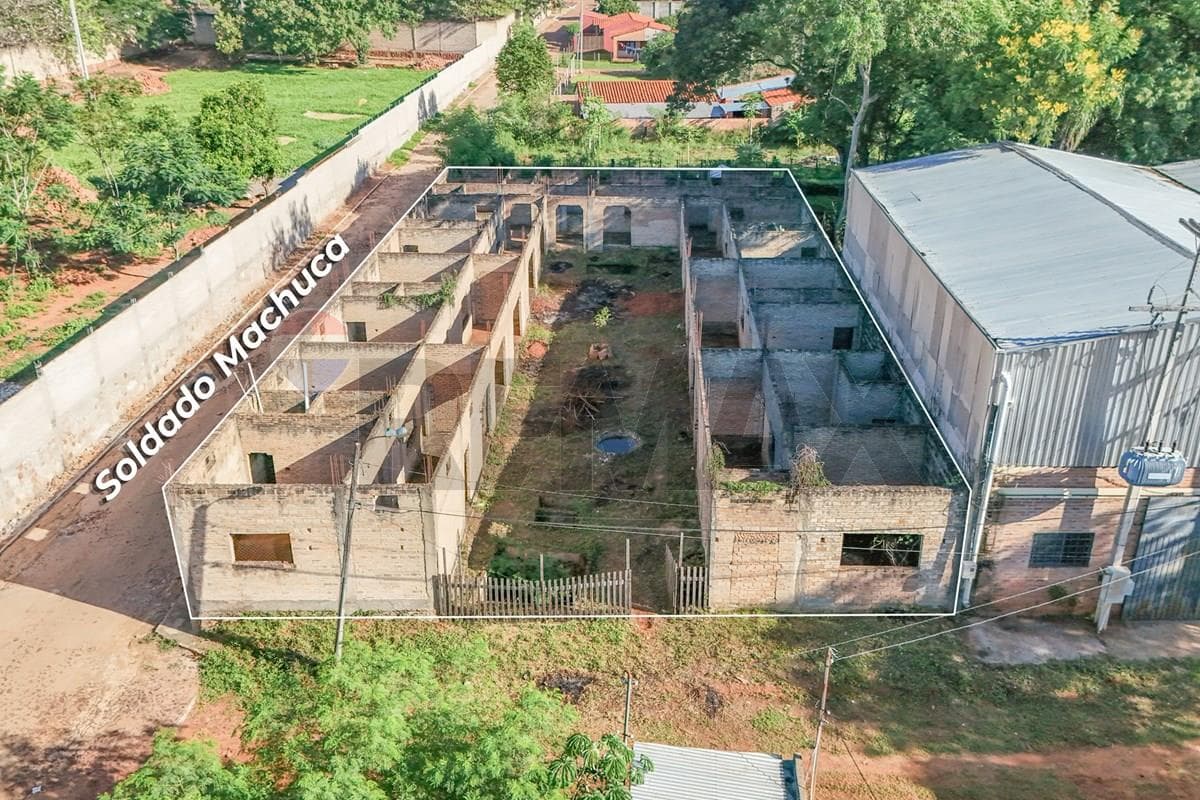 Terreno Comercial en Esquina de 800 m² con Obra Iniciada, foto 4