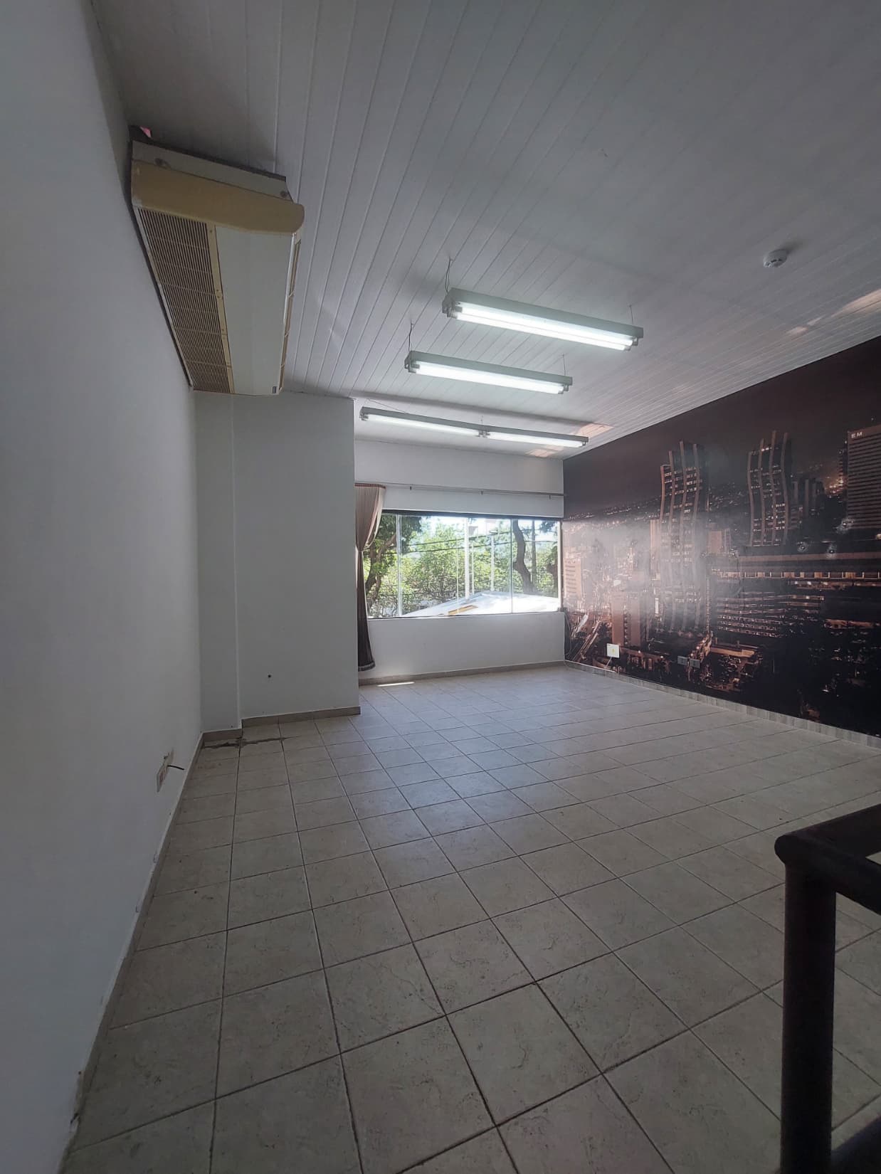 Salon comercial, foto 3