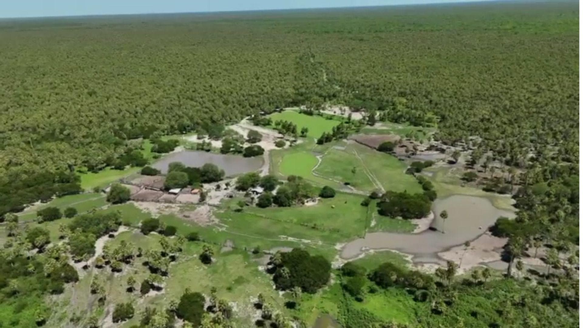 En venta imponente propiedad de 5562 has. Apta para la ganadería