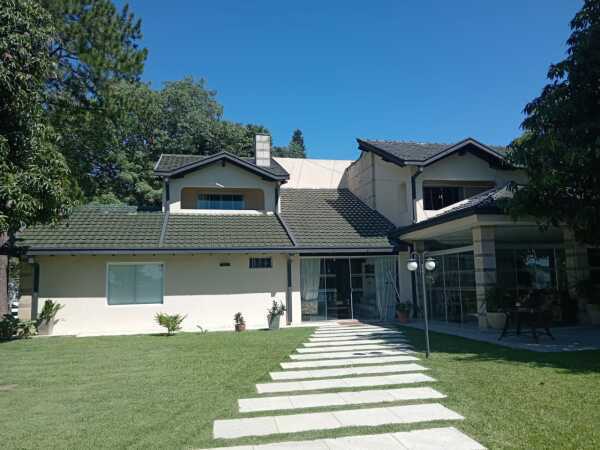 Temporal enfrente del lago casa amoblado en San Bernardino, foto 1