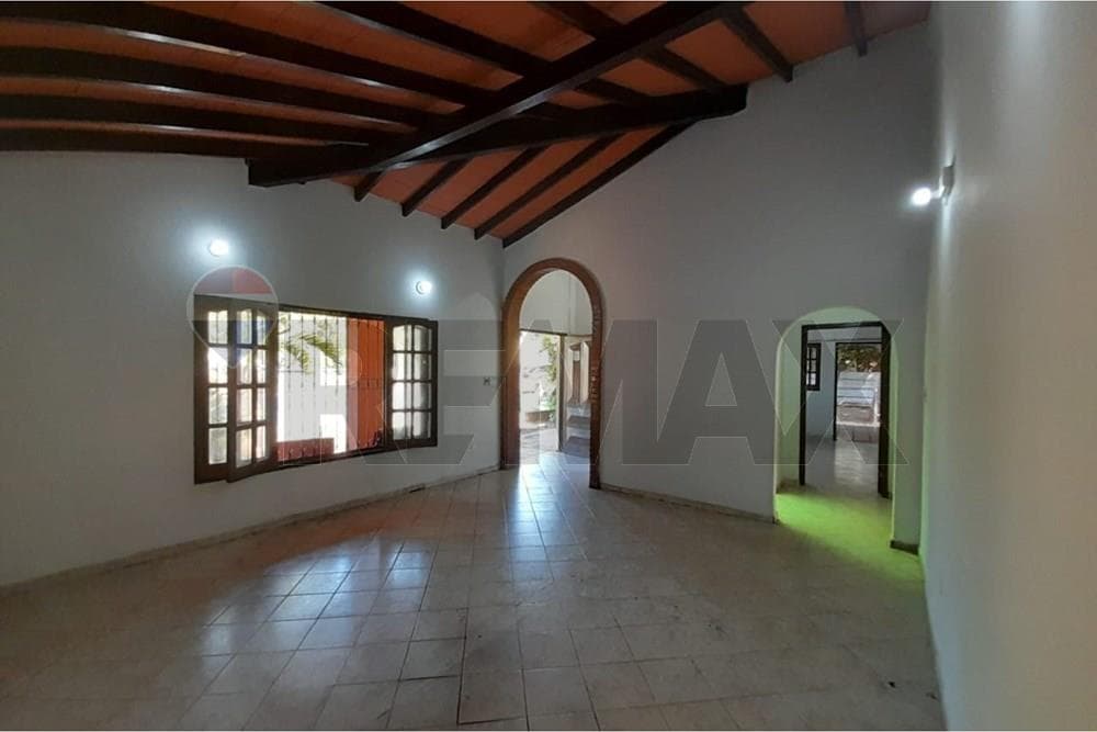Local Comercial - Alquiler - Ñemby, Central, Paraguay, foto 3
