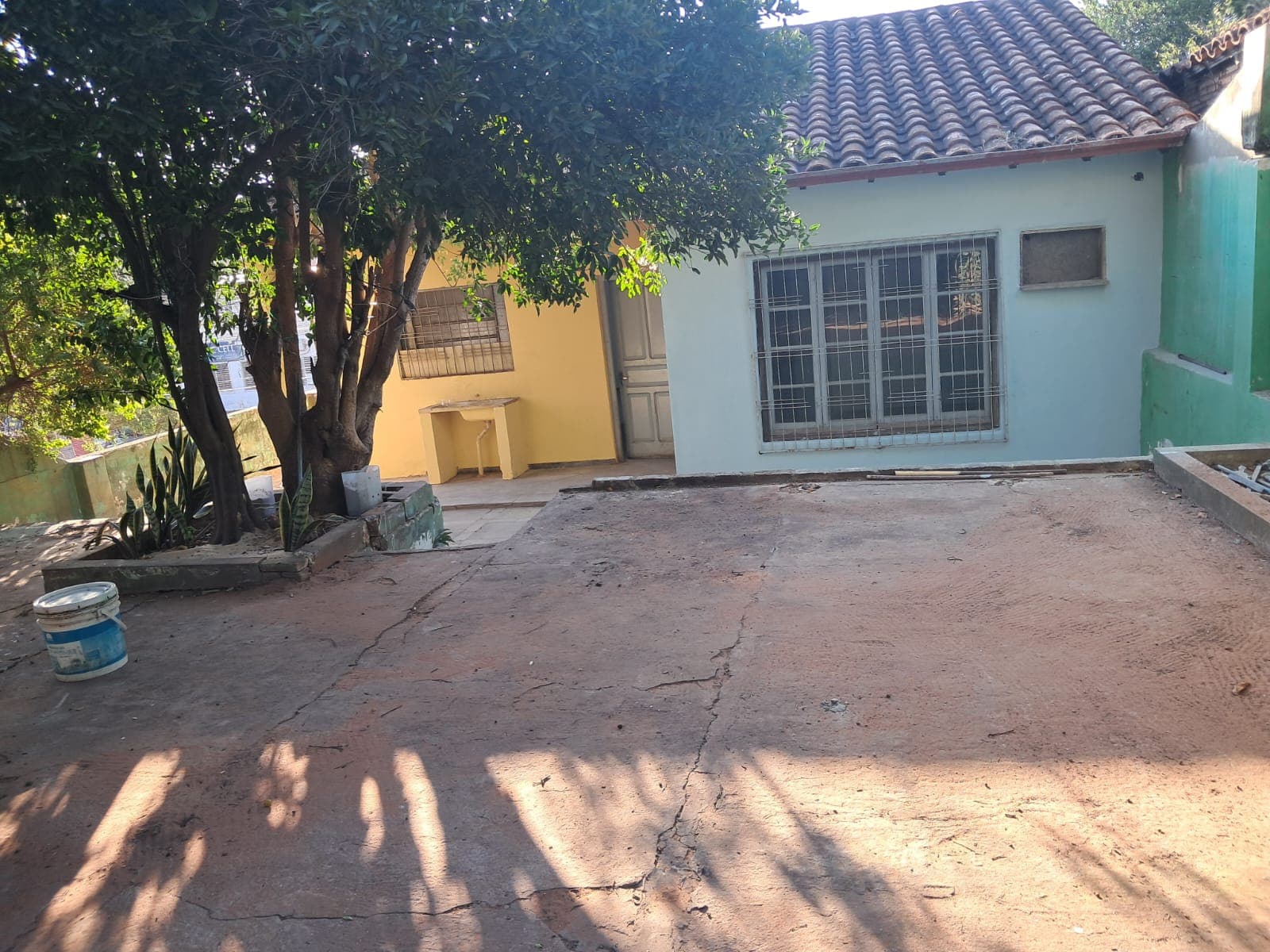 Terreno En Venta En Esquina De Barrio Obrero — foto 3