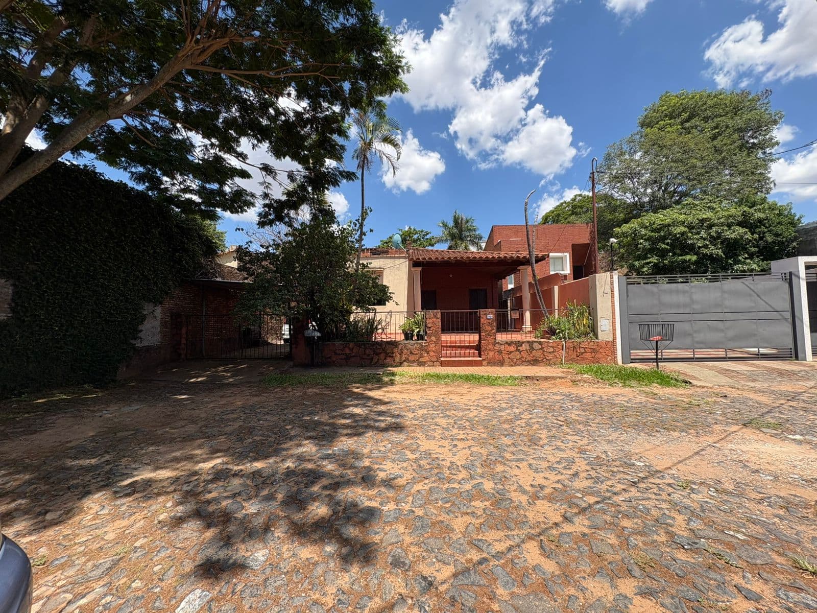 Propietario Vende Terreno - Asuncion - Barrio Recoleta — foto 3