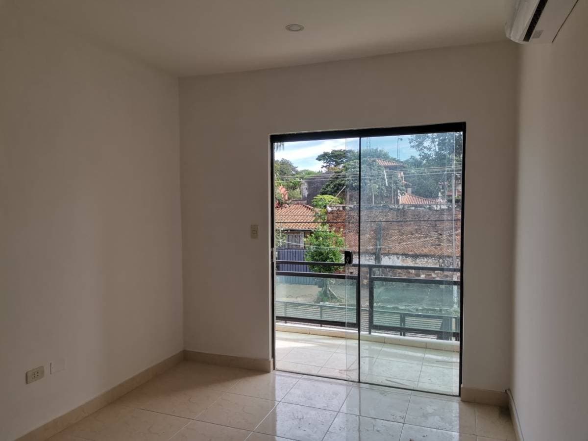 En venta el dúplex de tu sueño en Lambaré limite con Asunción — foto 2