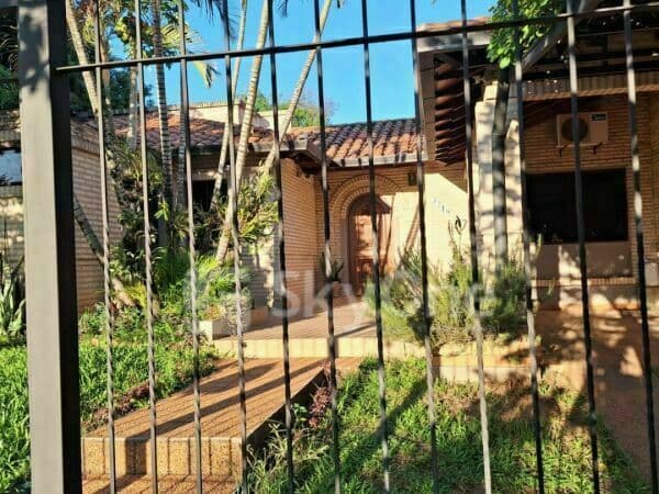 Hermosa residencia en barrio hipodromo!! — foto 2