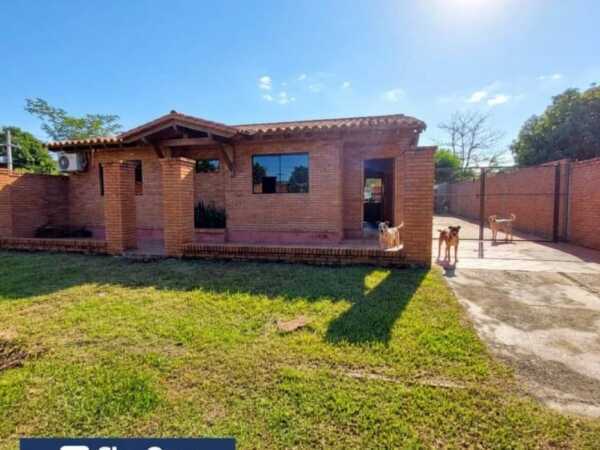 Vendo Casa en Lambaré