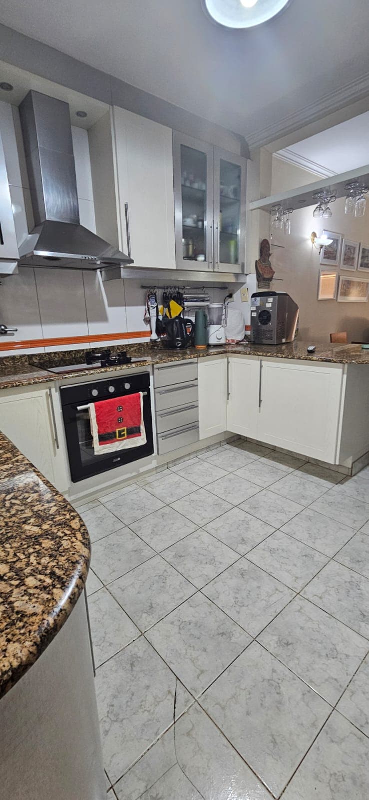 Amplia residencia en venta - b° Jara, foto 2