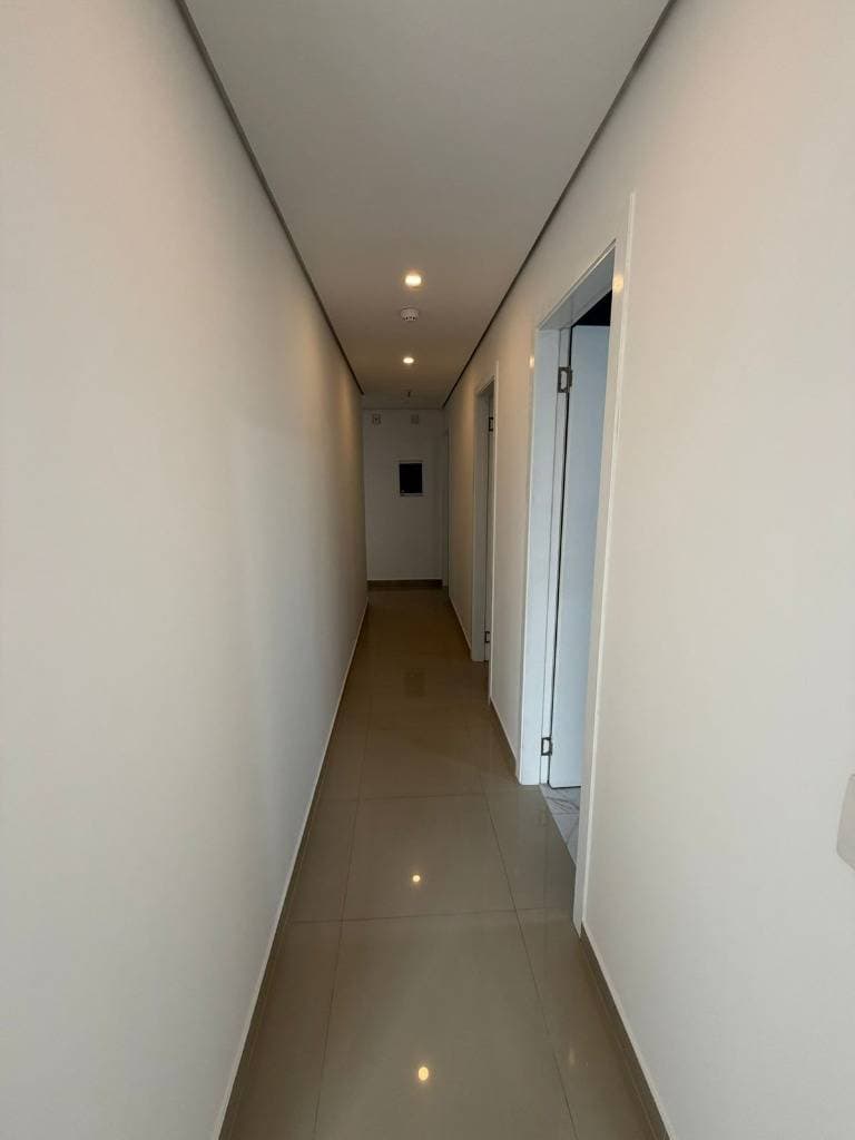 Amplio depto. De 3 dorm. Con 2 suites y 3 balcones en barrio Herrera, foto 4