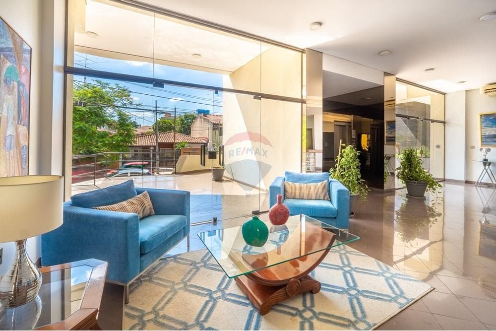 Penthouse En El Edificio Mariscal Zona Inter