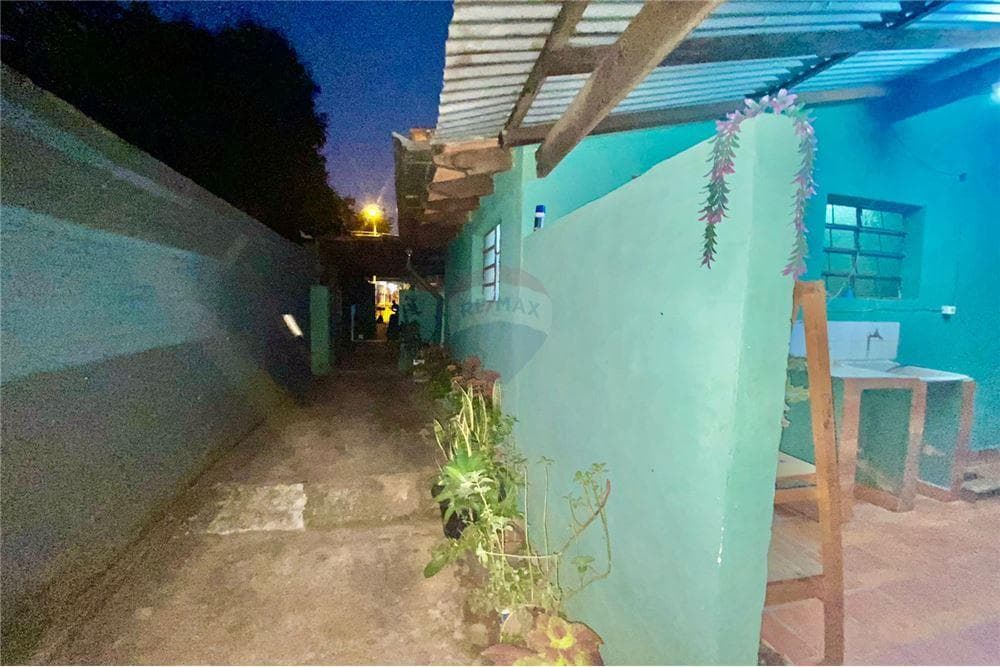 Amena casa en San Lorenzo, foto 2