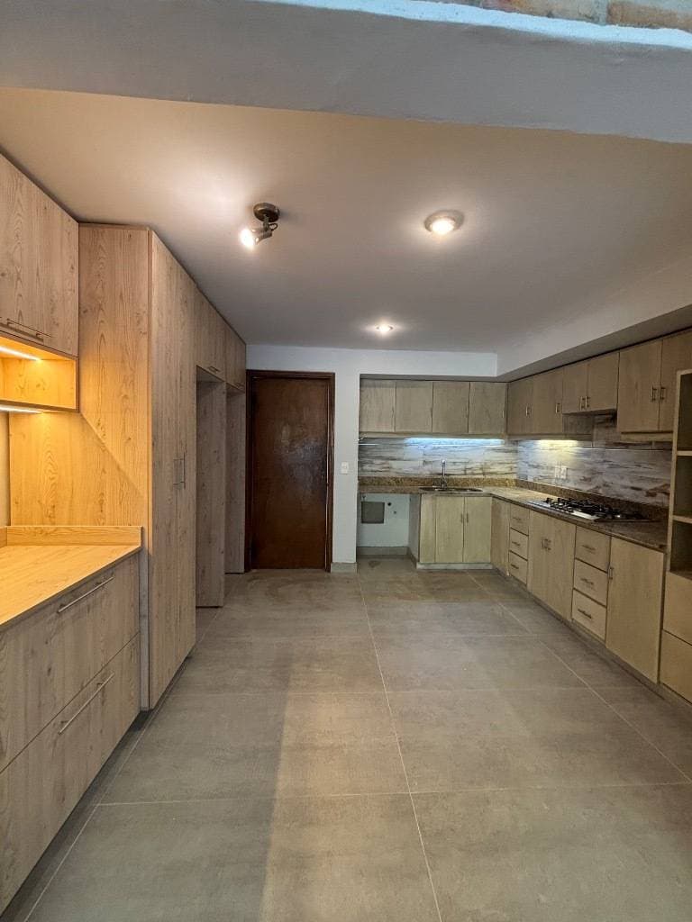 Casa Moderna en Mburucuyá en Alquiler, foto 2