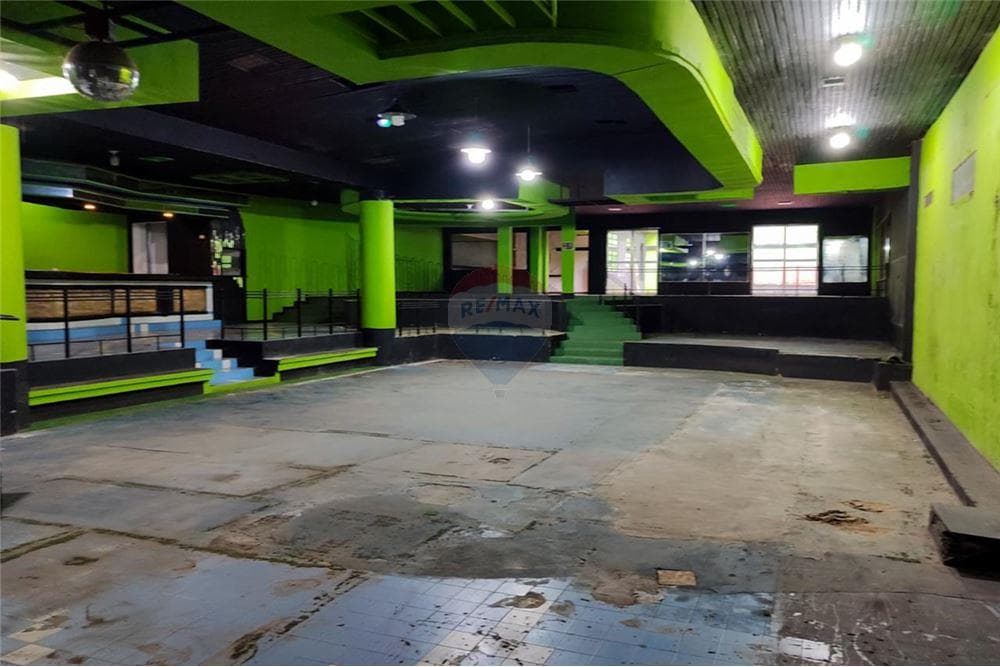 Local Comercial - Alquiler - Encarnación, Paraguay, foto 5