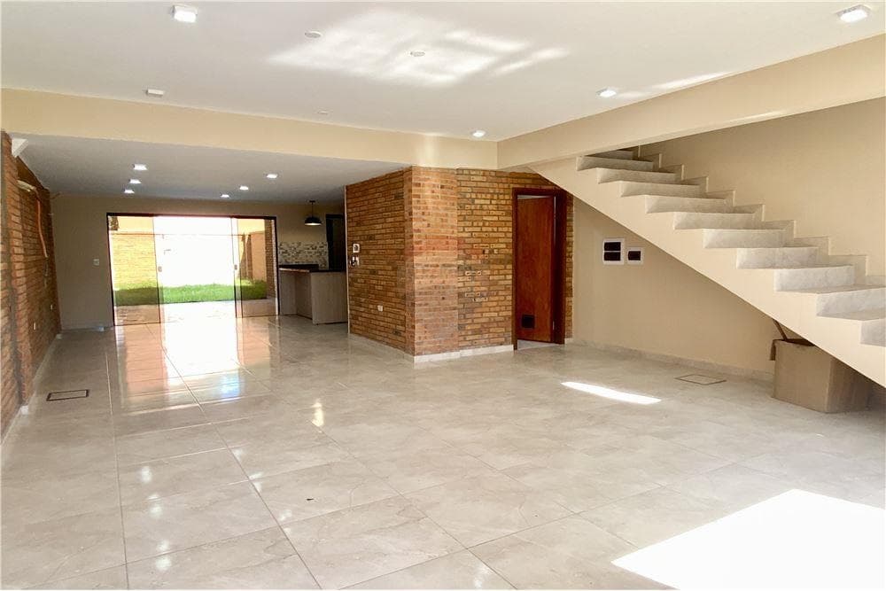 Duplex A Estrenar en Fernando de la Mora, foto 2