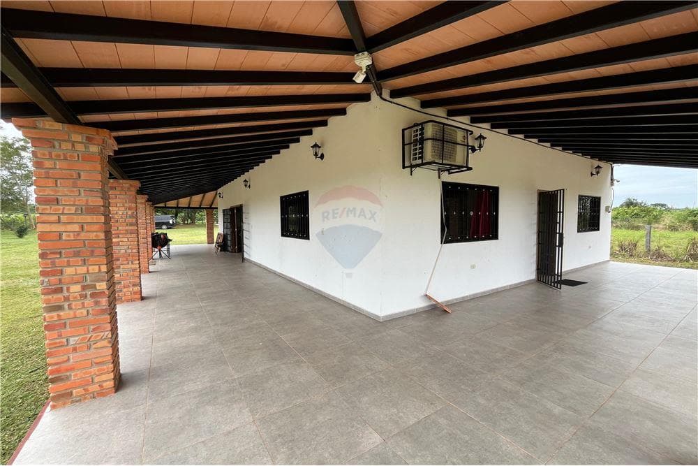 Casa quinta con una hectarea de terreno, foto 2