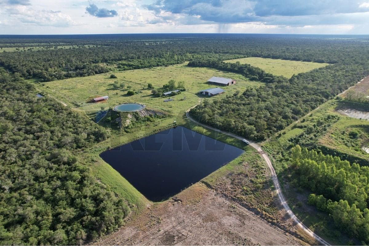 Estancia en Agua Dulce Bahía Negra Chaco Pyo, foto 1