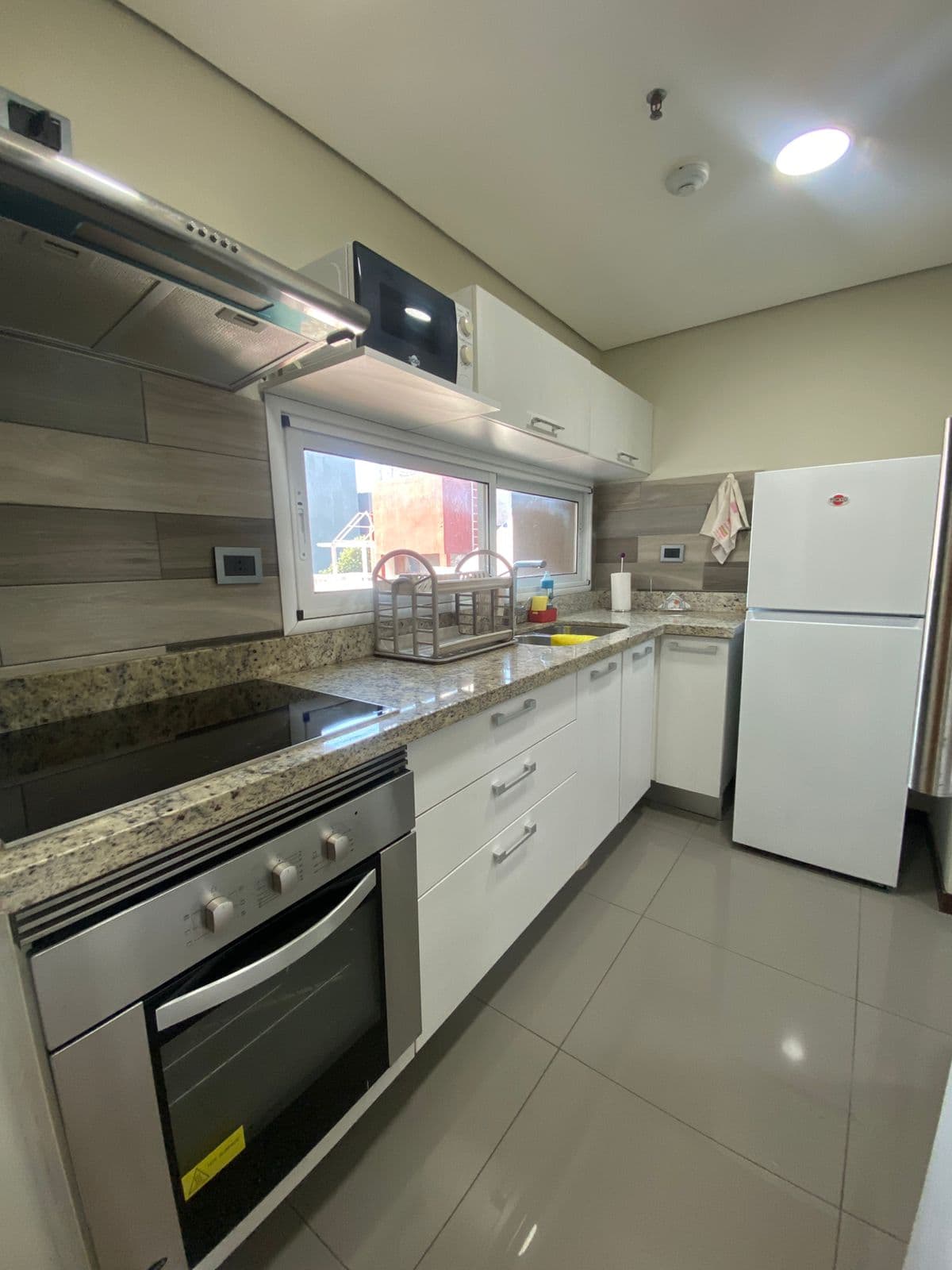 Dpto amoblado 1hab, cochera en Recoleta — foto 1