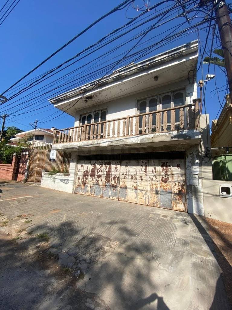 Casa a demoler o refaccionar en barrio Jara, foto 2