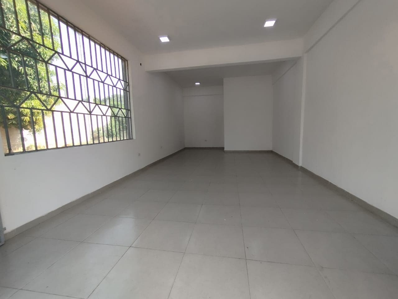 - Salón Comercial - San Lorenzo, foto 2