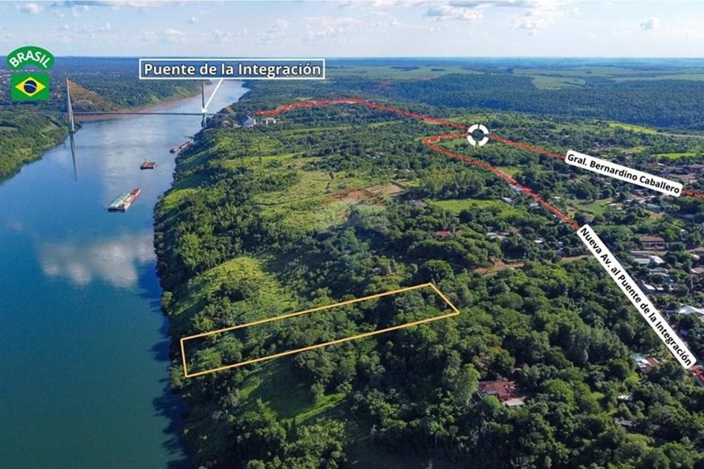 Enorme terreno en presidente franco limite con brasil frente al rio, foto 1