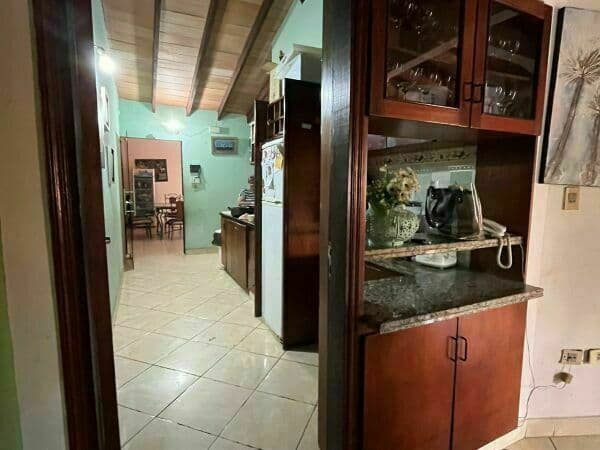 Hermosa casa con excelente ubicacion en lambare, foto 2