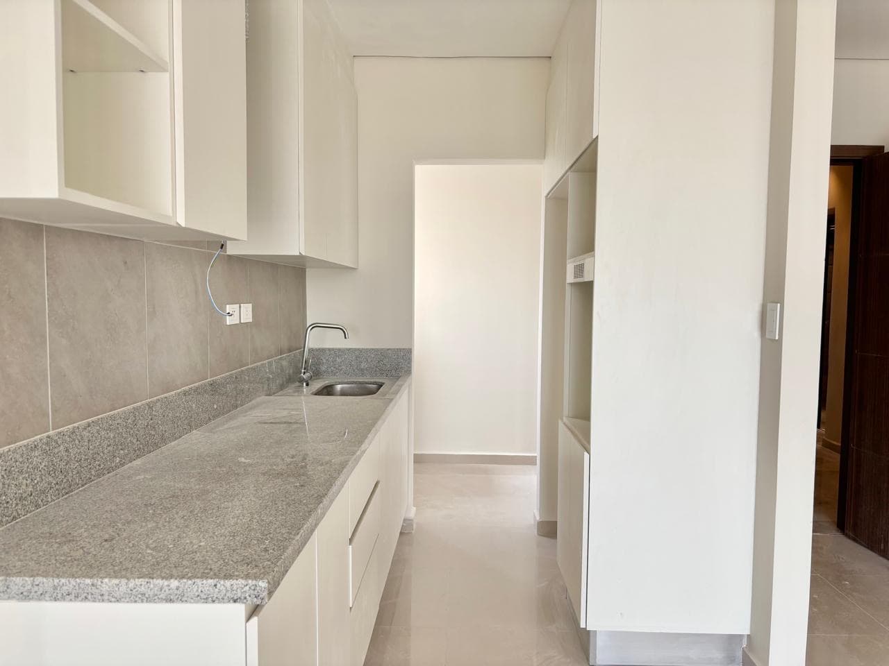 A pasos del shopping la galería en alquiler departamento de 2 dormitorios, foto 5