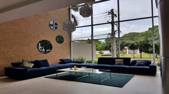Alquiló Dpto Amoblado Edif Sky Tower Zona Santa Teresa! — foto 1