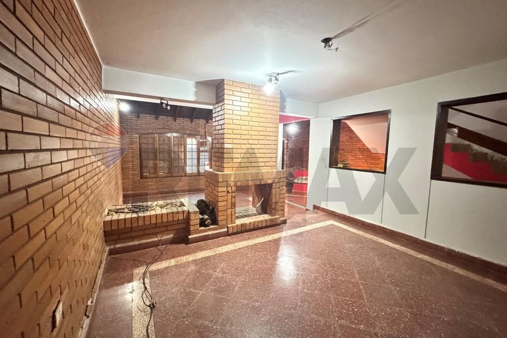 Casa en lambare zona canal 13, foto 4