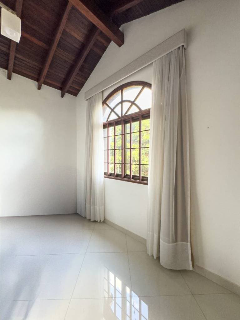 Hermosa residencia en el barrio mburucuya, foto 4