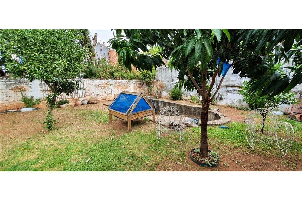 Hermosa Residencia en Barrio SAJONIA